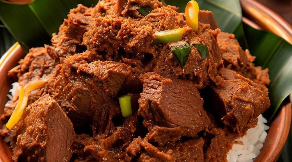 Rendang Indonésio: Carne Cozida Lentamente em Coco e Especiarias